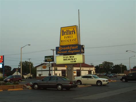 Drifter's Restaurant, Escanaba | Family restaurants, Escanaba, Restaurant