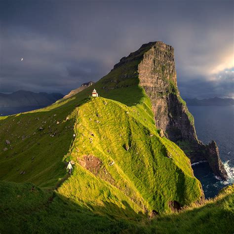 The picturesque Kallur lighthouse on Kalsoy Island. [OC] insta ...