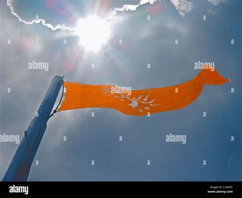 Saffron flag hi-res stock photography and images - Alamy