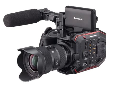 Panasonic EVA 1 - New 5.7K Super 35, EF mount, 4K 10bit 4:2:2 Camera Unveiled at Cine Gear Expo ...