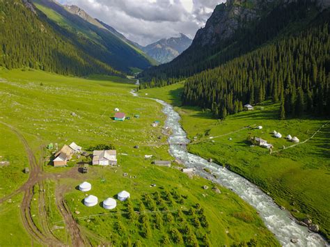 Where to Go Trekking in Kyrgyzstan's Tian Shan Mountains