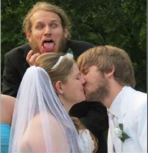 Funny Wedding Photobombs (16) - Dump A Day