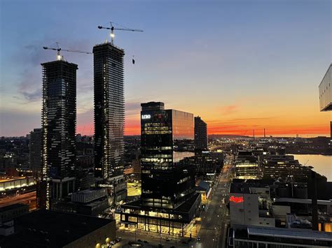 Summer Sunrise Skyline | UrbanToronto