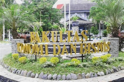 Fakultas Ekonomi Dan Bisnis Universitas Jember - Homecare24