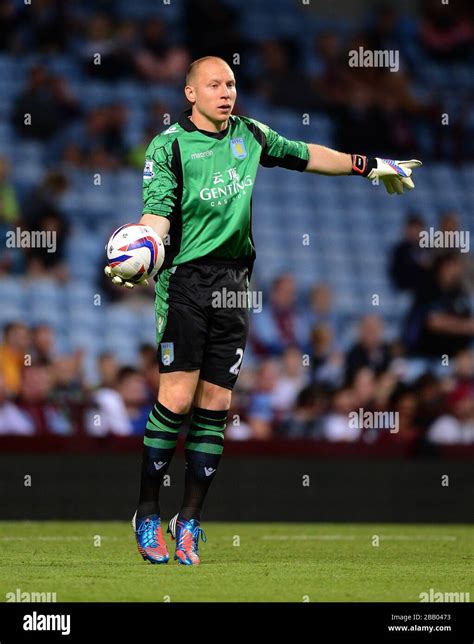 Aston Villa's Brad Guzan Stock Photo - Alamy