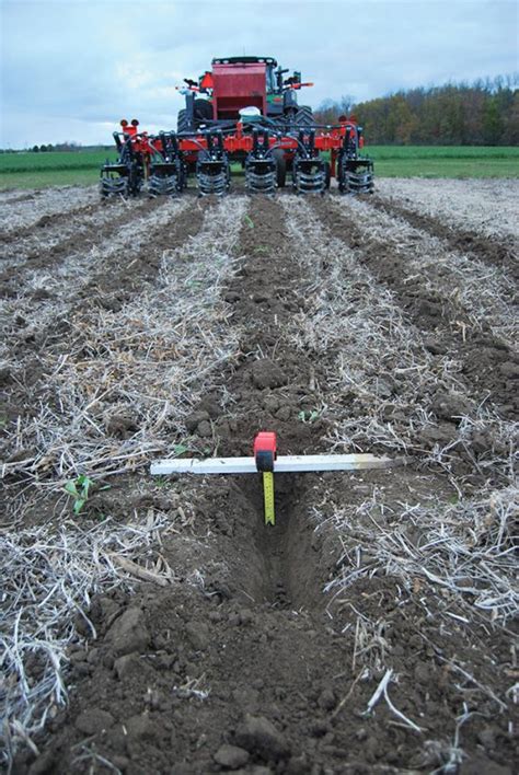 Strip tillage and fertilizer options for Ontario corn growers - Top ...