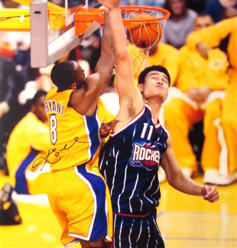 Kobe Bryant Dunking On Yao Ming