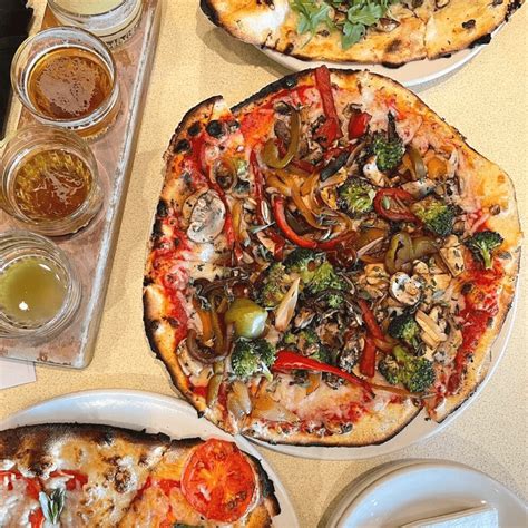 Vegan Pizza Near Me: 14 Chains That Do Delivery | VegNews