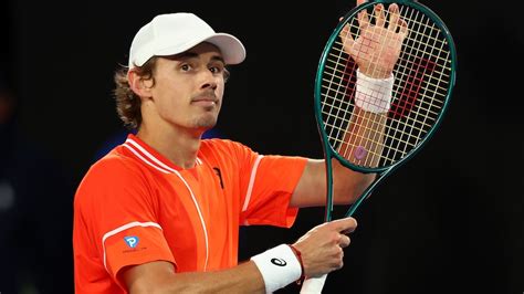 Alex de Minaur beats Carlos Alcaraz in another pre-Australian Open ...