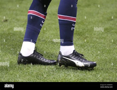 Neymar Jr of PSG wearing his new Puma shoes during the French championship Ligue 1 football ...