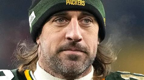 Aaron Rodgers Gives Rare Update On Relationship With Estranged Family ...