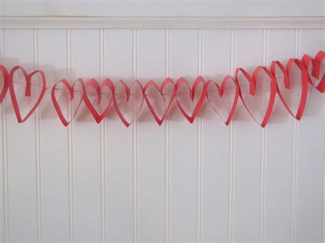 14 Lovely Valentine Garlands - Makely