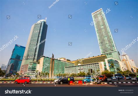 Jakarta Indonesia Traffic Hotel Indonesia Roundabout Stock Photo ...