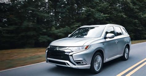 2023 Outlander PHEV – Electric SUV | Mitsubishi Motors Canada