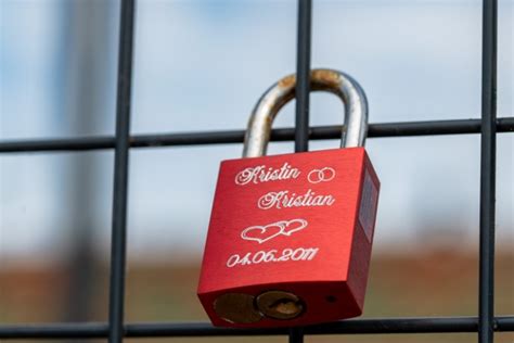 Love Lock Free Stock Photo - Public Domain Pictures