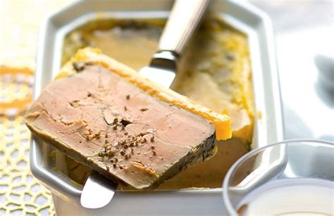 Terrine de foie gras tradition recette pas chère en 2020 | Terrine de foie gras, Recette ...