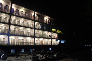 Xiamen Nightlife — Bars, Cruises, Theater, Tea Houses...