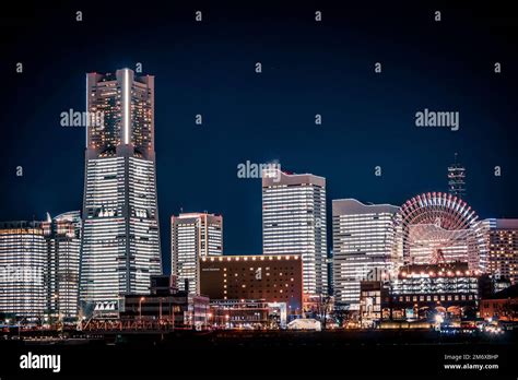 Yokohama Landmark Tower Stock Photo - Alamy