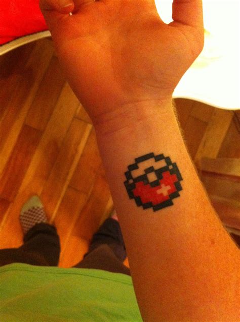 My pokeball tattoo : pokemon