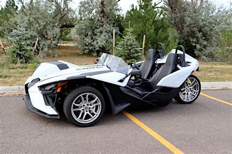 Review: 2022 Polaris Slingshot – our manual fears prove unfounded