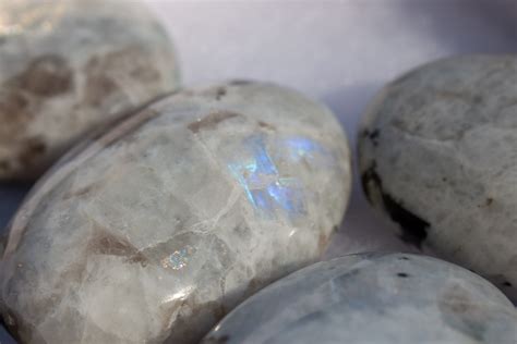 Cancer Birthstone List, Color and Meanings - CrystalStones.com