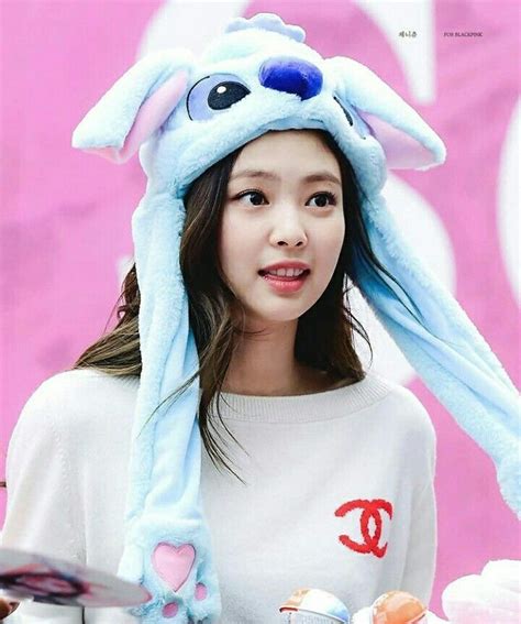 Blackpink Jennie Cute Photo - 10+ Times BLACKPINK Jennie Looked Like ...