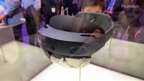 Microsoft’s HoloLens 2 is a huge leap forward for augmented reality ...