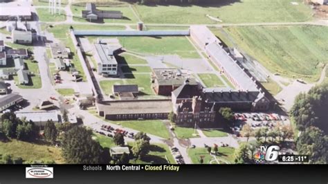 Picket protest in front of Marquette prison