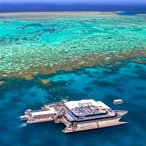 Snorkeling on the Great Barrier Reef tours - Day and liveaboard tours