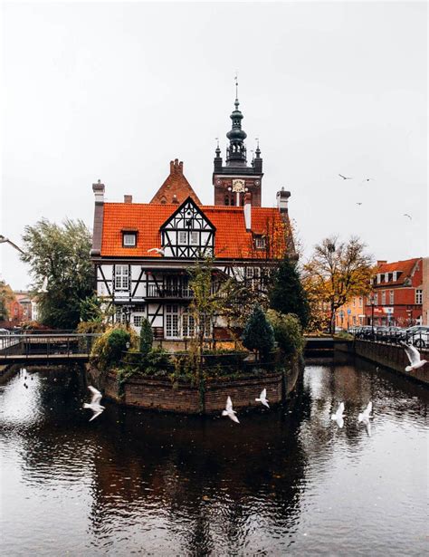 Old Town Gdansk // A Complete Weekend Guide