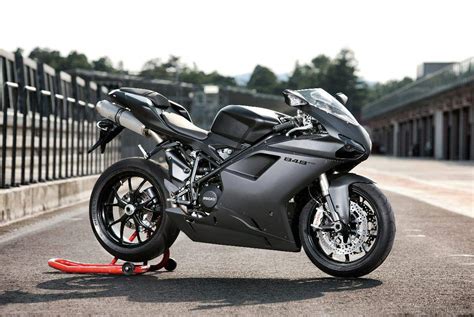 DUCATI 848 EVO Dark (2013) Specs, Performance & Photos - autoevolution