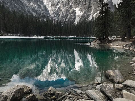 Colchuck Lake Swimming: Best Spots, Activities, and More - Lake Access