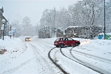 Icy Roads Blamed For Yet Another Death On North Dakota Roads