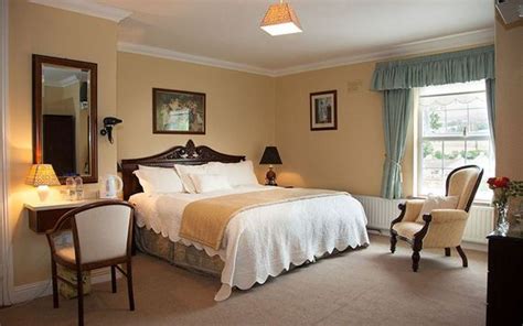 Planning a trip to Ireland? Try an authentic Bed & Breakfast ...