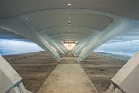 The Parking Garage | Milwaukee Art Museum Milwaukee, Wiscons… | Peter ...