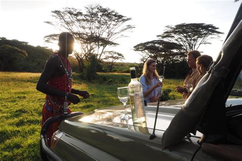 What is a Sundowner | Masai Mara Safaris | Basecamp Explorer