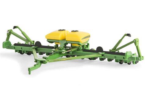 JOHN DEERE 1775NT 16 ROW PRECISION PLANTER | Collector Models