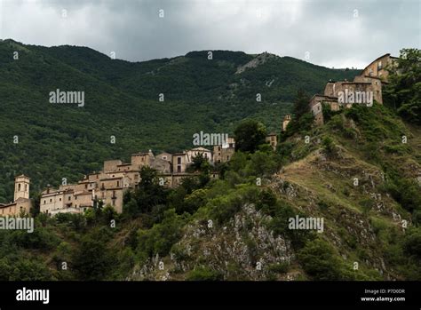 Abruzzo Stock Photos & Abruzzo Stock Images - Alamy