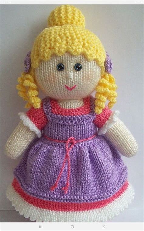 Pin de Maggie Wheatley em 1.Knitting and Crochet for Charity | Boneca ...