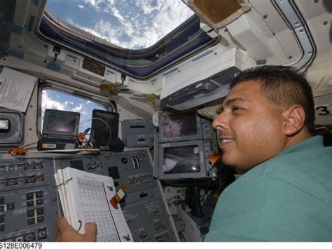 From farmer to astronaut: Jose Hernandez’s inspiring story