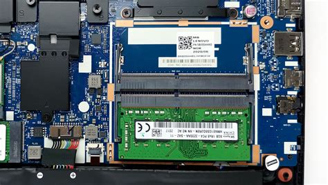 Inside Lenovo Ideapad Gaming 3i (15) - disassembly and upgrade options🍜 ...