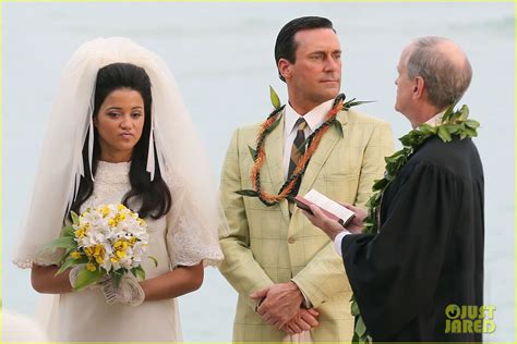 Jon Hamm: 'Mad Men' Beach Wedding Scene!: Photo 2744936 | Jon Hamm, Mad ...