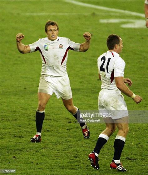 Jonny Wilkinson Drop Goal Photos and Premium High Res Pictures - Getty ...