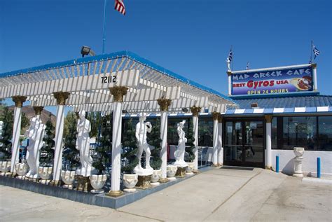 Mad Greek Cafe in Baker | California Through My Lens