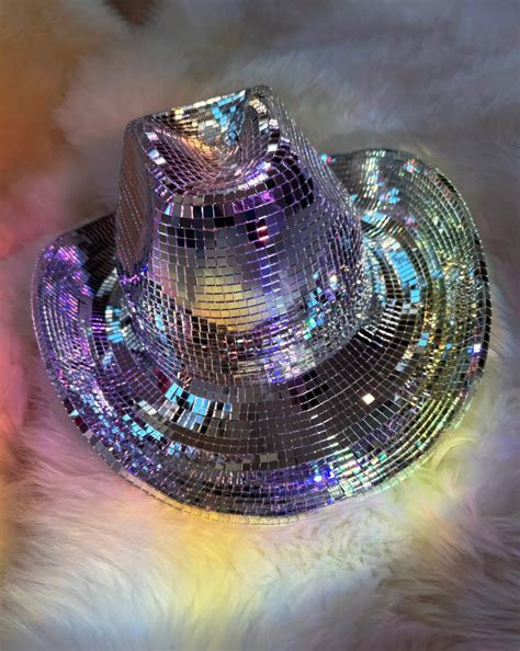 Beyoncé’s Disco Cowboy Hat: Where to Buy – HoodViewsTV.com