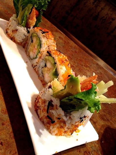 Tempura Roll. Love shrimp tempura rolls! | Sushi recipes, Food, Yummy food