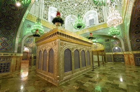 safe and tourist travel in Iran - visit DIY - Shrine of Imam Reza