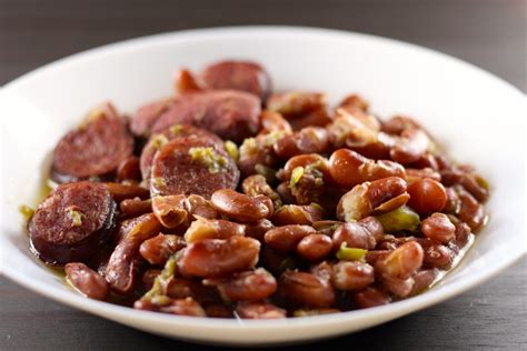 New Orleans Style Red Beans and Rice - Explore Cook Eat