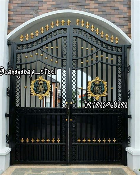 Pin by Santhu on Beautiful houses | Front gate design, Grill gate design, Entrance gates design