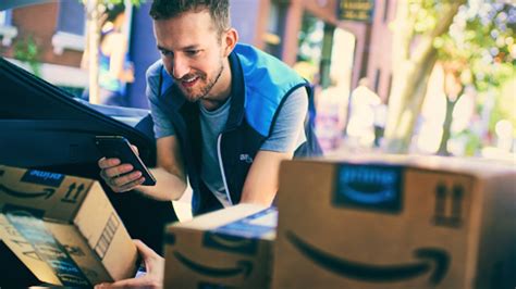 Amazon Launches Rewards Program for Flex Delivery Drivers